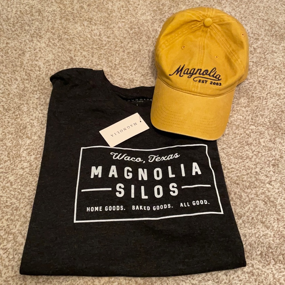 Magnolia shirt and hat